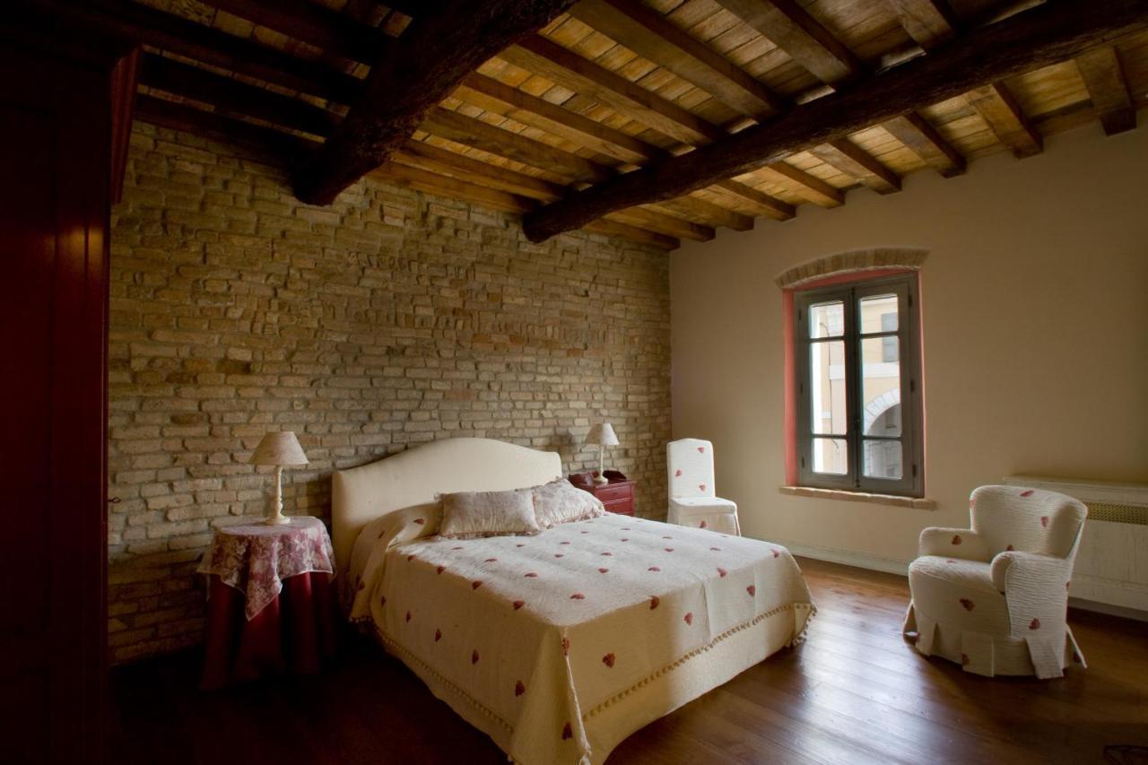 Hospitale I Mori Bed & Breakfast Asola Exterior photo