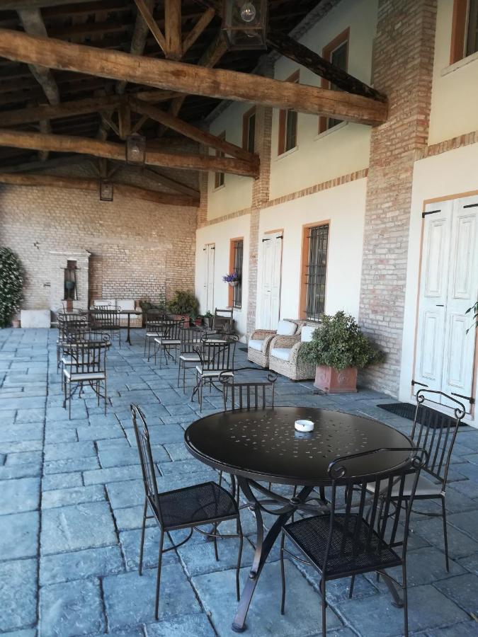 Hospitale I Mori Bed & Breakfast Asola Exterior photo